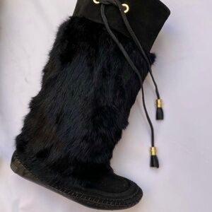 Tory Burch Apres Moccasin Real Fur Boots  Suede RARE